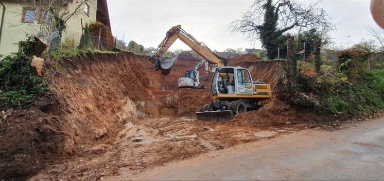 Erdbau Kuhn Erdbau & Gelände