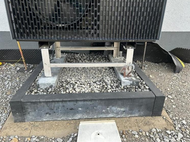 Erdbau Kuhn Wärmepumpen Fundamente